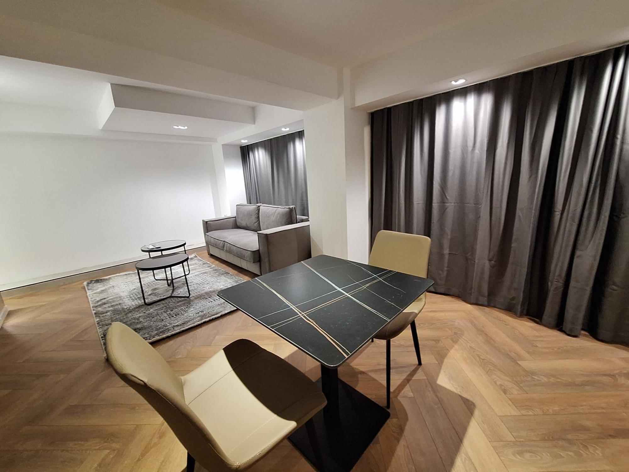Executive Suites By Modern Living Skopje Luaran gambar